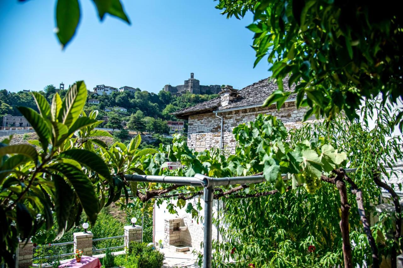 Guest House Garden Gjirokastër Exterior foto